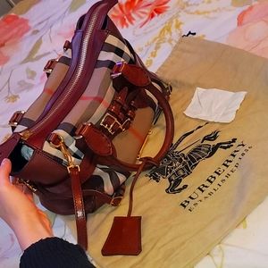 Burberry tote